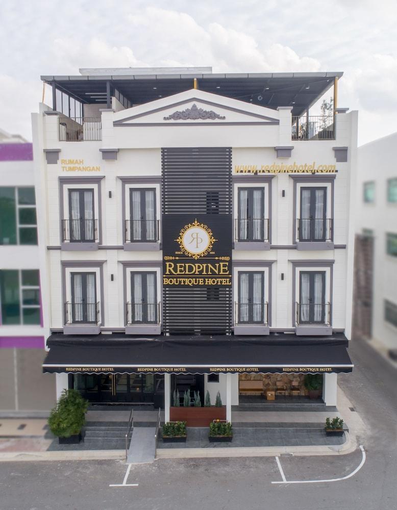 Redpine Boutique Hotel Skudai Exterior foto